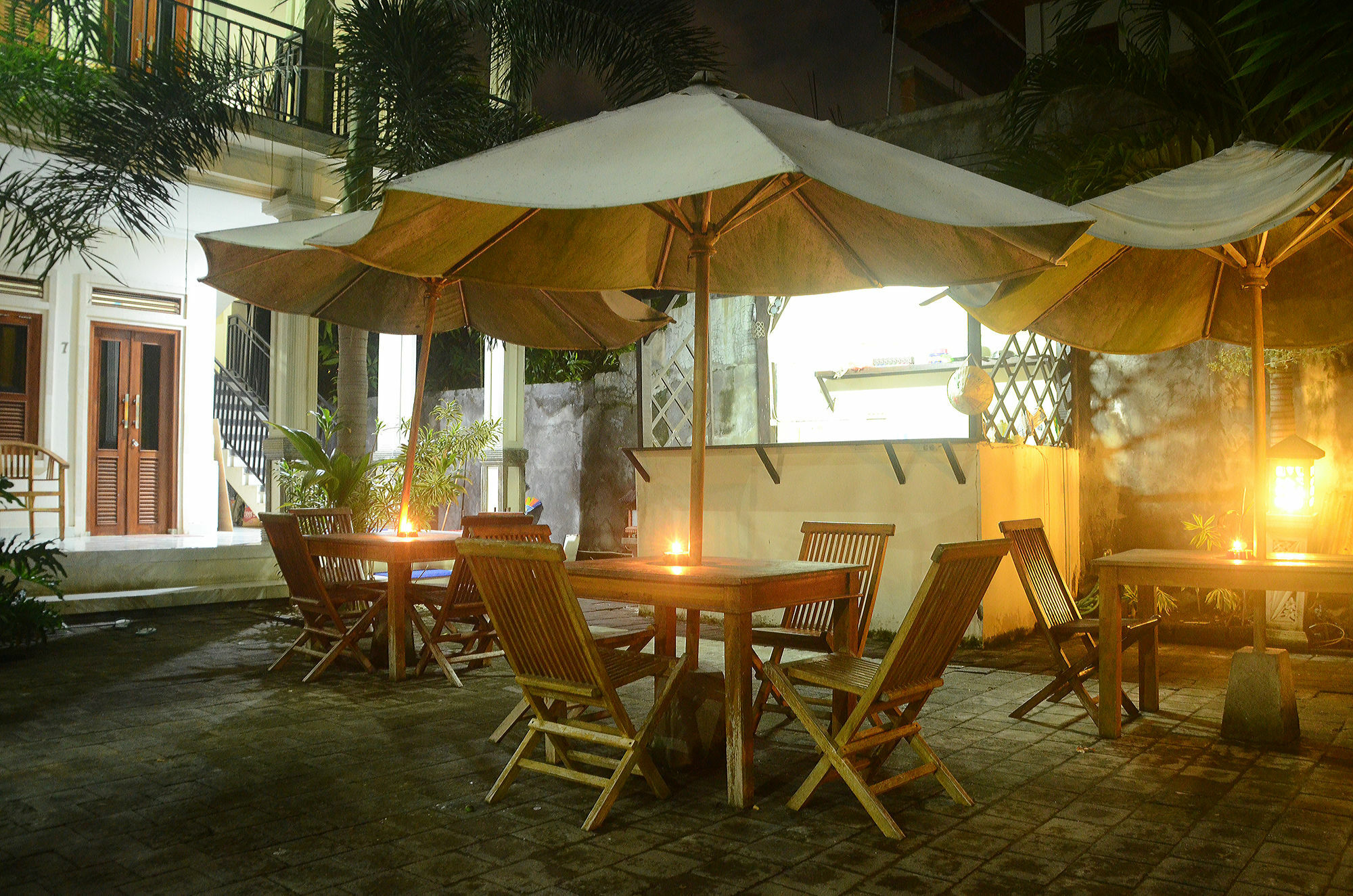 Budget Door Legian Inn Kuta Lombok Εξωτερικό φωτογραφία