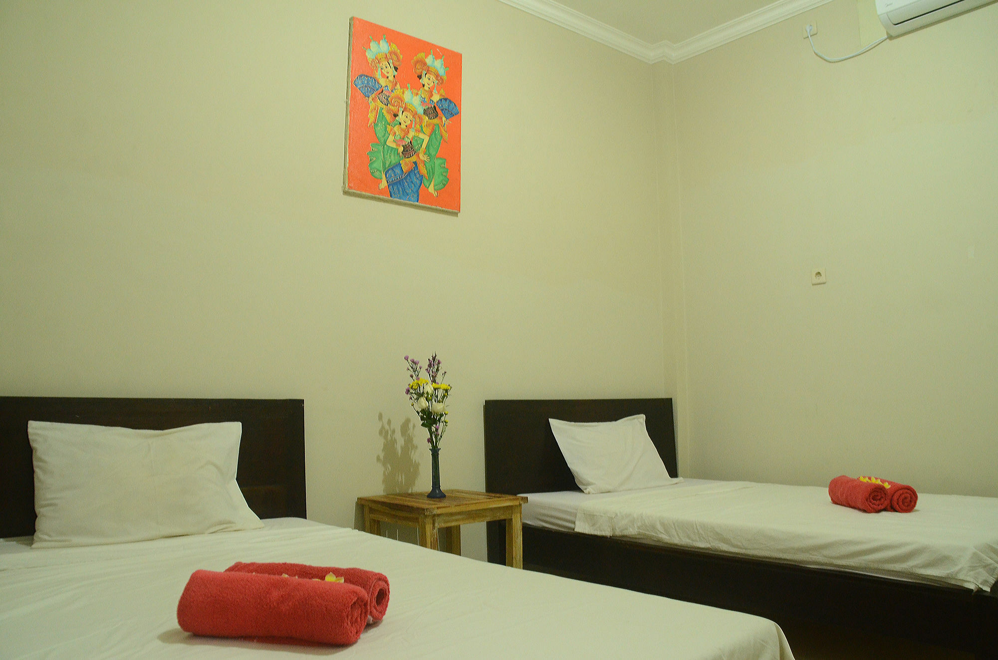 Budget Door Legian Inn Kuta Lombok Εξωτερικό φωτογραφία