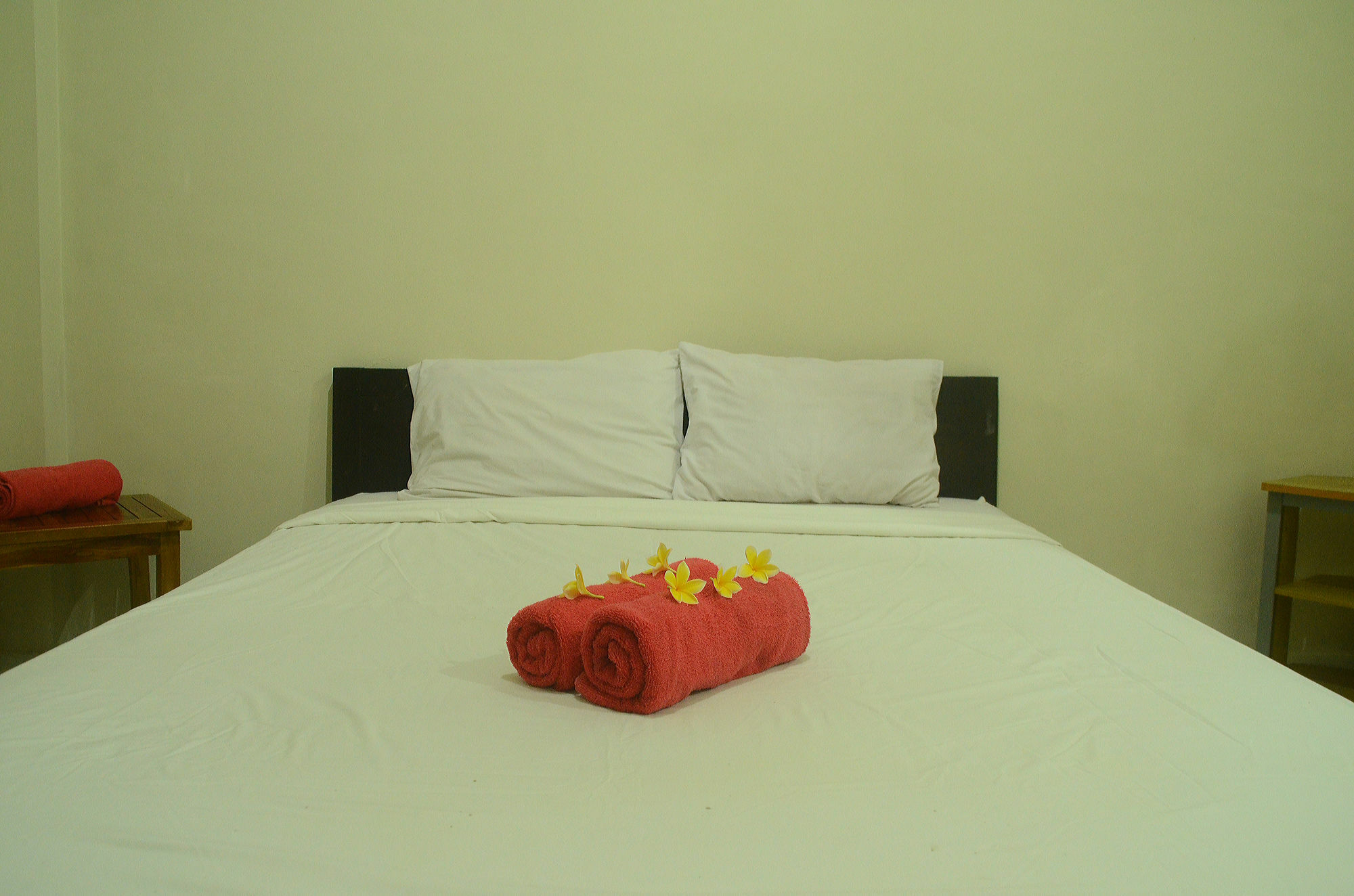 Budget Door Legian Inn Kuta Lombok Εξωτερικό φωτογραφία